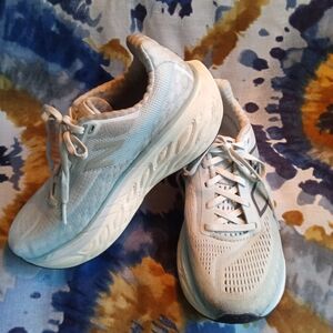 New Balance Women's Light Gray Athletic Shoes
